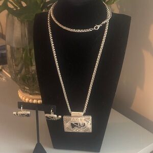 Source Unknown Silver Necklace and Earring Set